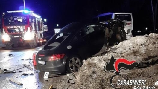 La scena dell’incidente in valle Aurina in Alto Adige dove sono morti sette ragazzi tedeschi. Ansa