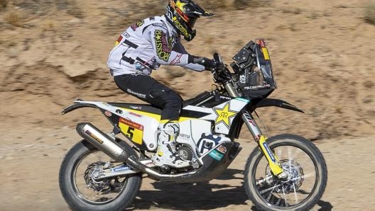 Pablo Quintanilla in azione alla Dakar. Epa