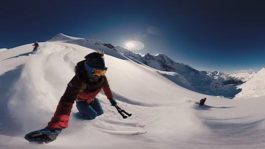 Freeride in località Diavolezza, Engadina, con la realtà aumentata. Diavolezza/Lag