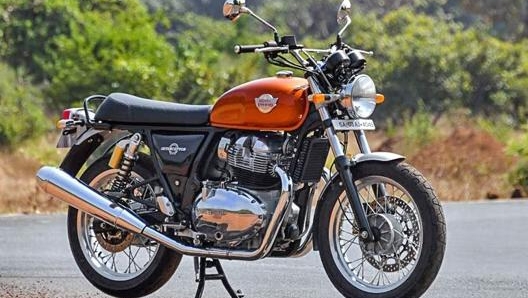 Non rientra in classifica perché costa 6.300 euro, ma a questo prezzo la Royal Enfield Interceptor offre tre anni di garanzia e assistenza stradale