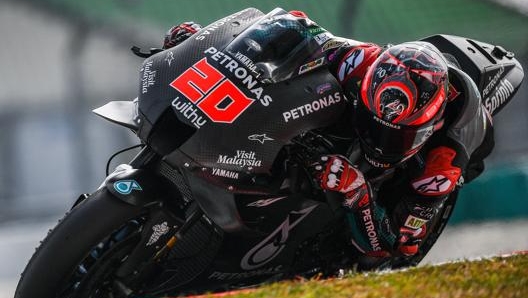 Fabio Quartararo in azione a Sepang su Yamaha satellite del team Petronas