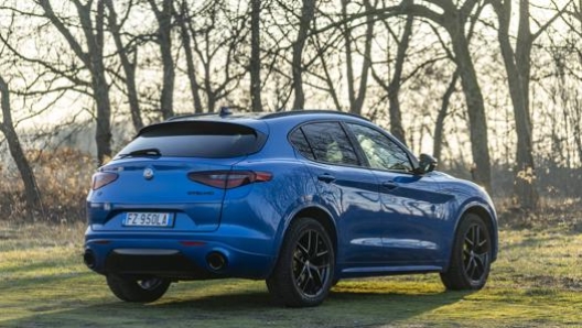 Sempre altamente suggestivo il design del Suv Alfa Romeo Stelvio