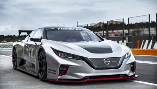 La seconda generazione della Nissan Leaf Nismo RC