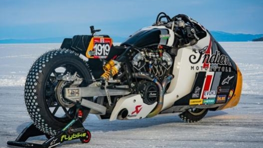 Con gomme Dunlop chiodate, la Appaloosa è pronta a esibirsi nel “Baikal Mile” in Siberia