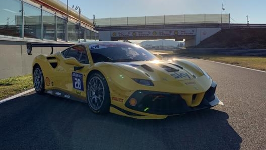 La Ferrari 488 Challenge Evo ha il motore V8 da 670 cavalli, aggiornato ed evoluto . Masperi