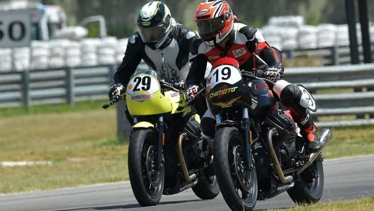 Gazzetta Motori in pista durante una tappa del Fast Endurance 2019