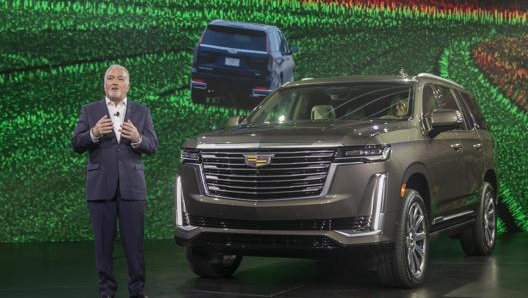 Il presidente di Cadillac, Steve Carlisle, all’evento di Hollywood. EPA