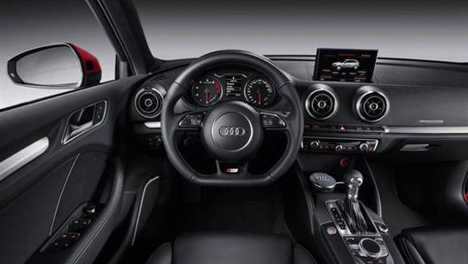 L’abitacolo dell’attuale Audi A3 Sportback