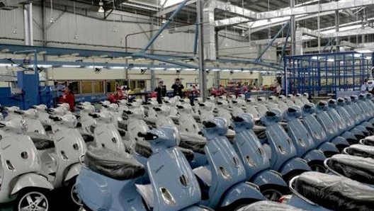 Lo stabilimento Piaggio di Pontedera