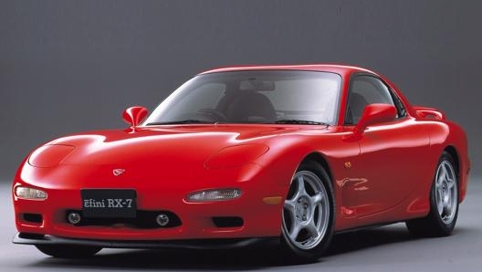 La Mazda RX-7, l’emblema dell’auto a motore rotativo