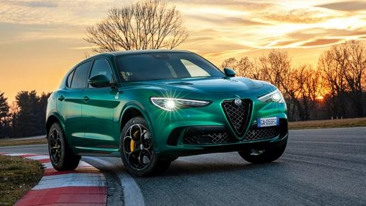 Il Suv Stelvio Quadrifoglio, come la Giulia, ha la possibilità di montare freni carboceramici