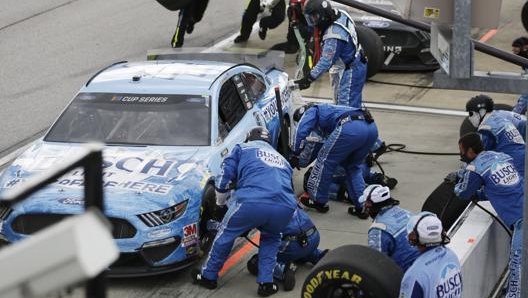 Un pit stop di Kevin Harvick AP