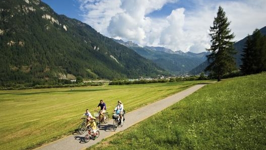 Piste ciclabili a dimensione di famiglia in Trentino. Foto Trentino Sviluppo/Ronny Kiaulehn