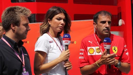 A destra Marc Gené, 46 anni, con Davide Valsecchi e Federica Masolin, Ha corso 36 GP in F1 con Minardi e Williams. LaPresse