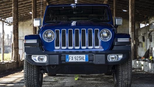 L’iconica griglia con sette elementi verticali di Jeep Wrangler