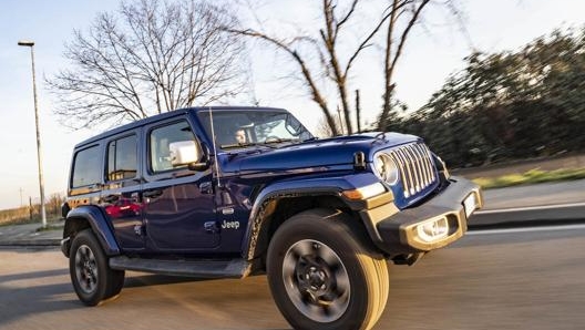 Jeep Wrangler Sahara Unlimited misura 4,8 metri in lunghezza