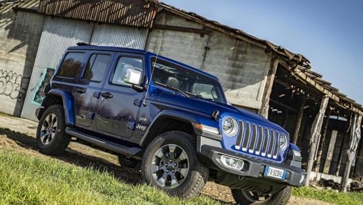 Jeep Wrangler Sahara Unlimited: alta 1,8 metri e larga 1,9 metri