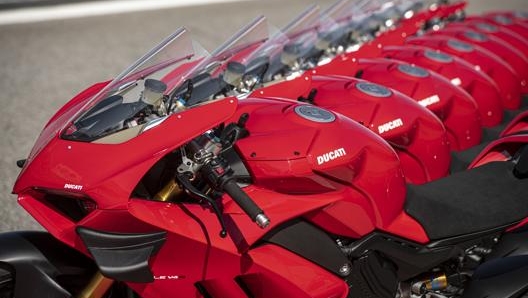 La Ducati Panigale è la sportiva preferita dali italiani