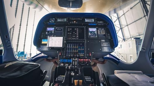 La cabina di pilotaggio dello Zeppelin utilizzato dalla Goodyear