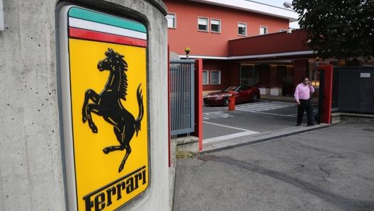 L'ingresso della sede Ferrari a Maranello. Ansa