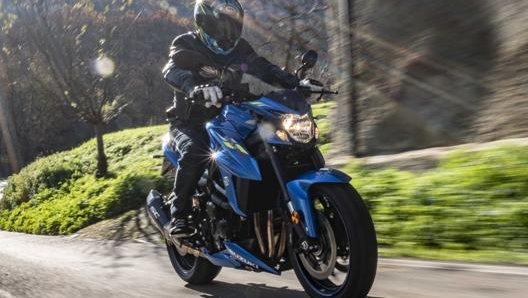 Stabilità e coppia molto sfruttabile sono tra i punti di forza di questa Suzuki