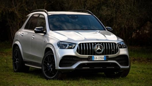 La Mercedes-Benz Gle è il modello più venduto del segmento E con 296 unità