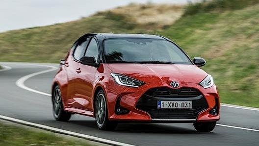 Yaris in versione full hybrid è in promozione per tutto il mese di maggio 2021