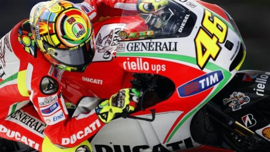 Valentino Rossi in sella alla Ducati nel 2012. Epa