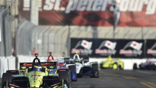 Anche la Indy Car si ferma