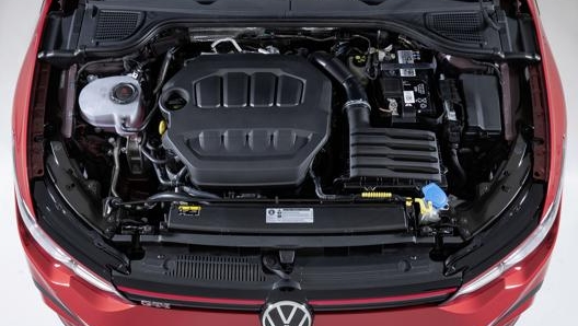 Il motore 2.0 turbo a benzina Tsi della nuova Golf Gti eroga 245 cavalli