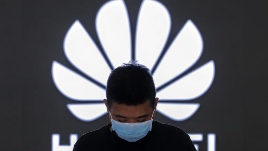 Huawei dovrà vedersela con la concorrente Xiaomi. Ap