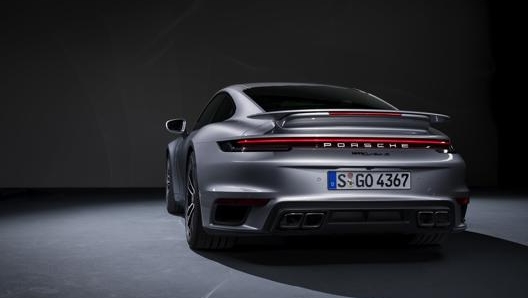 La nuova Porsche 911 Turbo S