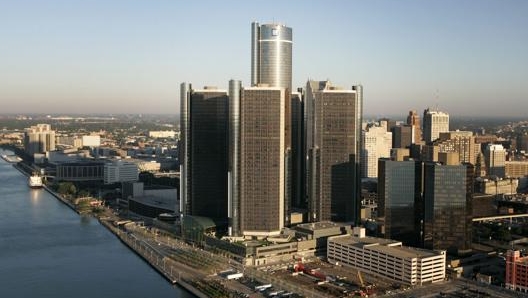 Il Renaissance Center di Detroit, quartier generale della General Motors