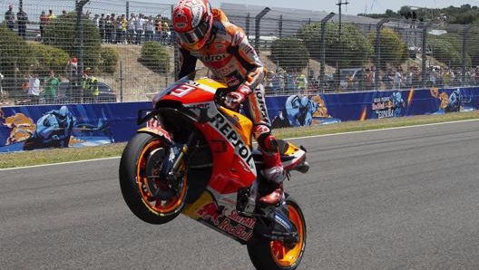 Marc Marquez in azione con la sua Honda MotoGP. Getty