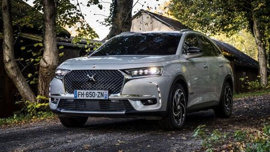 La DS 7 Crossback E-Tense ha una trazione integrale “elettrica” (un motore per asse)