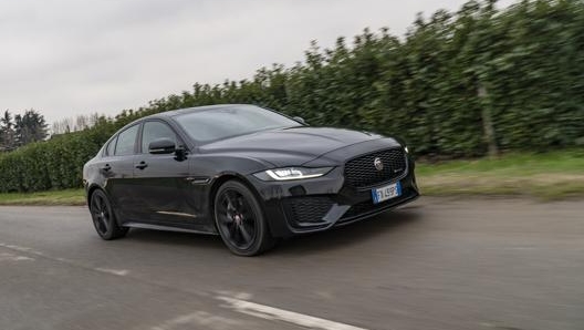 Dopo il restyling la Jaguar XE guadagna un look ancora più sportivo