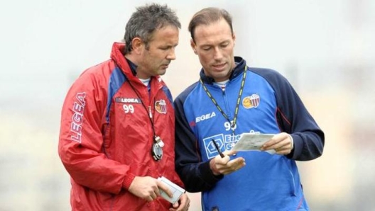 Sinisa Mihajlovic e Dario Marcolin ai tempi del Catania. Aldo Liverani