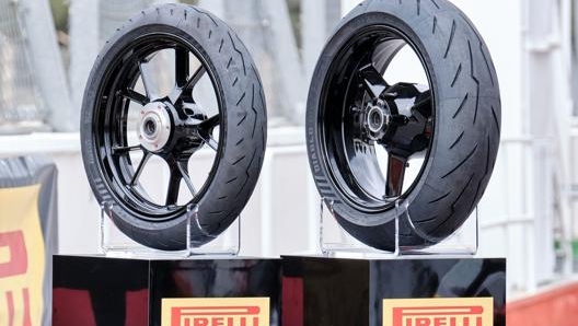 Le nuove Pirelli Diablo Rosso IV