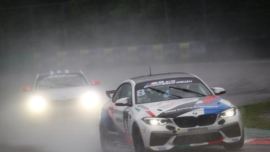 Vitantonio Liuzzi impegnato a Monza sulla Bmw M2 CS. Foto: A. P. Gomez