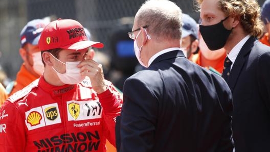 Charles Leclerc e il principe Alberto II poco prima della partenza del GP. Ap