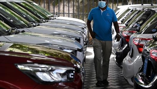 Niente rifinanziamento degli incentivi auto. Afp