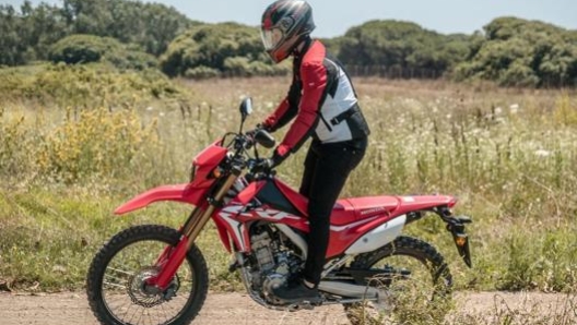 Con questa moto ci si può divertire in offroad senza spendere un  patrimonio