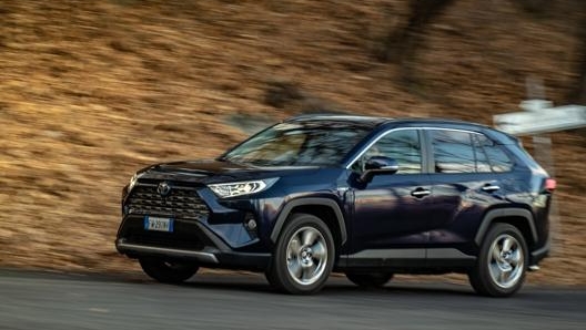 Toyota Rav4, Suv ibrido da 222 cavalli