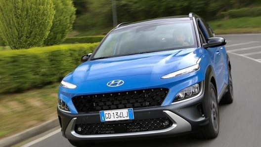 La gamma di Hyundai Kona mild hybrid ha un prezzo di listino a partire da 23.350 euro