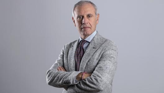 Paolo Scudieri, classe 1960, è presidente dell’Anfia dal 2019 ed è Ceo del gruppo Adler-Hp Pelzer