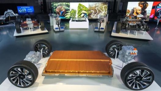 La nuova piattaforma elettrica skateboard di General Motors ospiterà 19 combinazioni diverse di motori e batterie