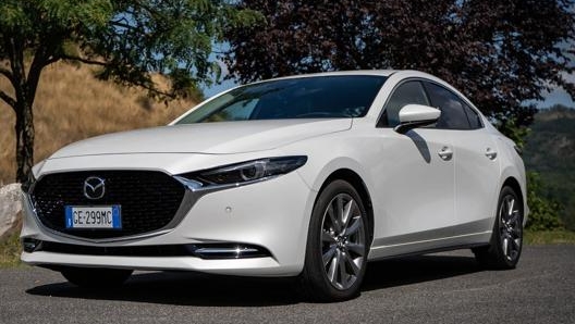 La Mazda 3 Sedan è lunga 466 cm