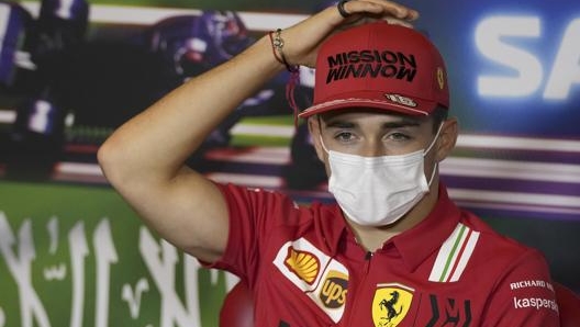 Charles Leclerc in conferenza stampa a Jeddah. Epa