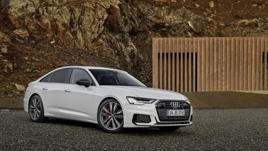 L’Audi A6 55 TFSI e con nuovo motore ibrido plug-in