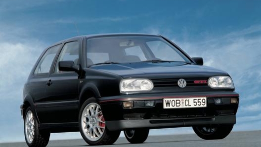 Da ben 44 anni la Volkswagen Golf Gti affascina gli amanti delle prestazioni